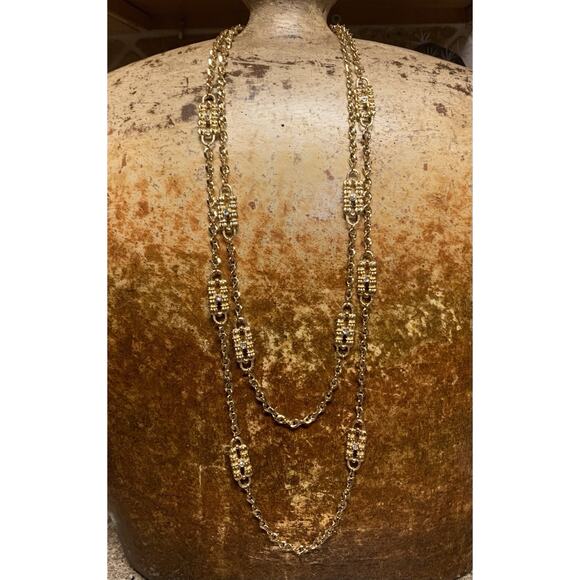 Camrose Kross JBK Gold and Rhinestone Paper Clip Necklace - Picture 5 of 9